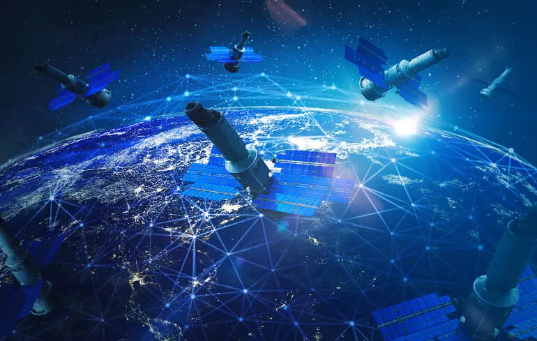 ЄС хоче витіснити американські космічні технології з цінних супутникових частот …