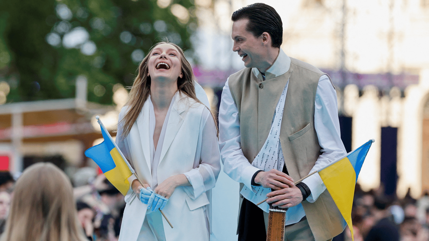 Євробачення-2026: LELÉKA в бліц-інтерв'ю поділилася першими враженнями