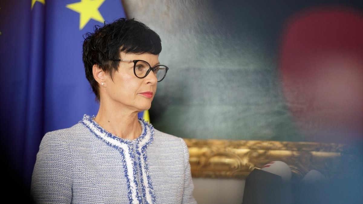 Єврокомісар Кос закликає країни-члени якнайшвидше відкрити всі переговорні кластери щодо …