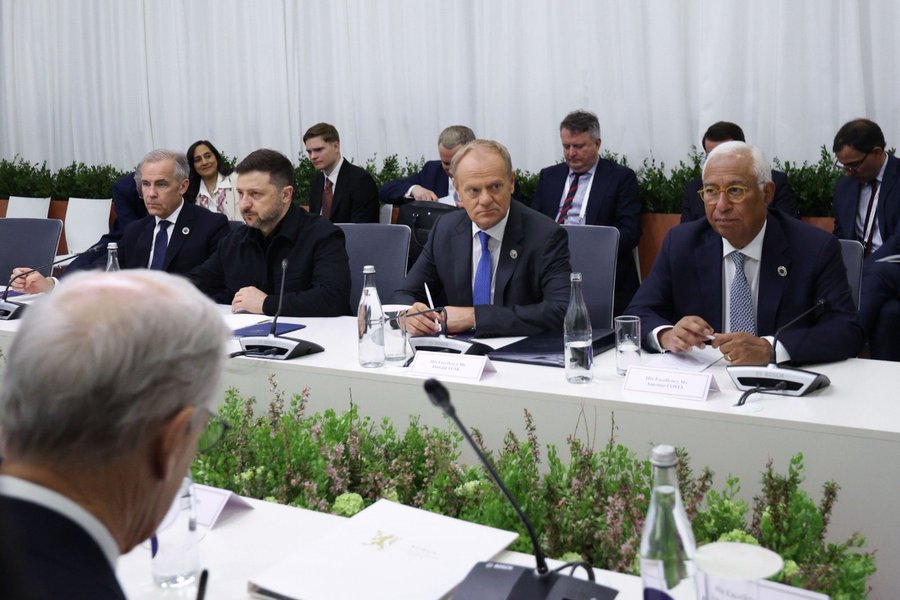 Європейські лідери провели зустріч із Зеленським на полях саміту в …