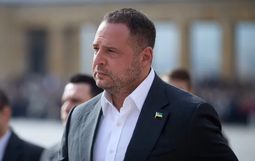 Єрмак про "Династію": "Факт будівництва невідомої мені резиденції не є …