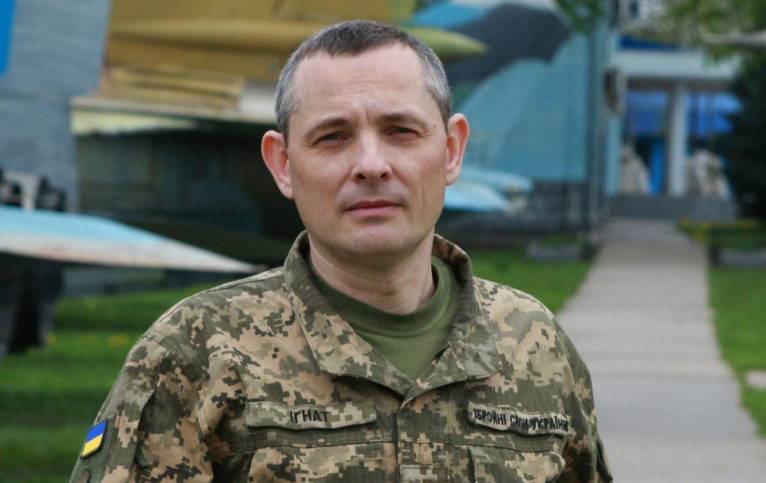 Ігнат: "Київ витримав пекельну ніч — ППО зупинила сотні ракет …