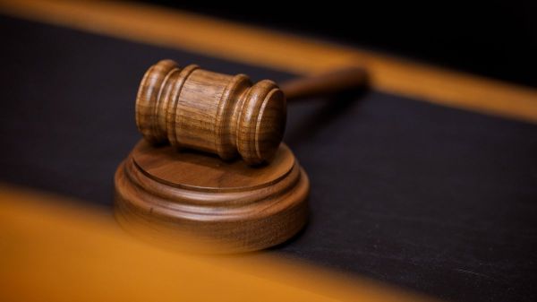 Із гаража в лікарню – в Миколаєві рецидивіст ледь не …