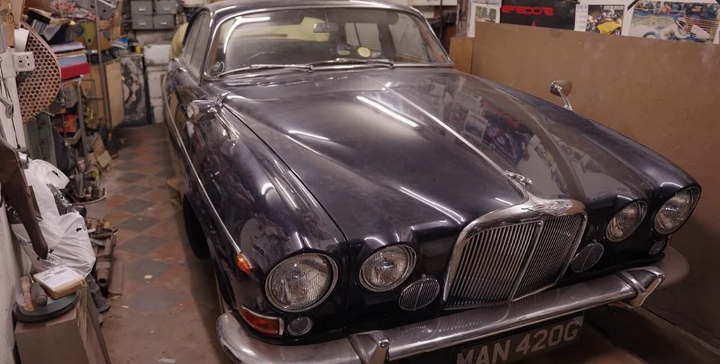 Із двигуном від суперкара: капсула часу Jaguar 60-х завелася після …
