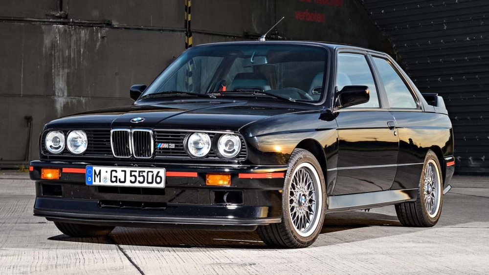 Ікона епохи аналогових спорткарів: чому BMW M3 Sport Evolution E30 …