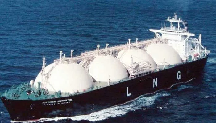 Індія відмовилася від російського LNG через санкції