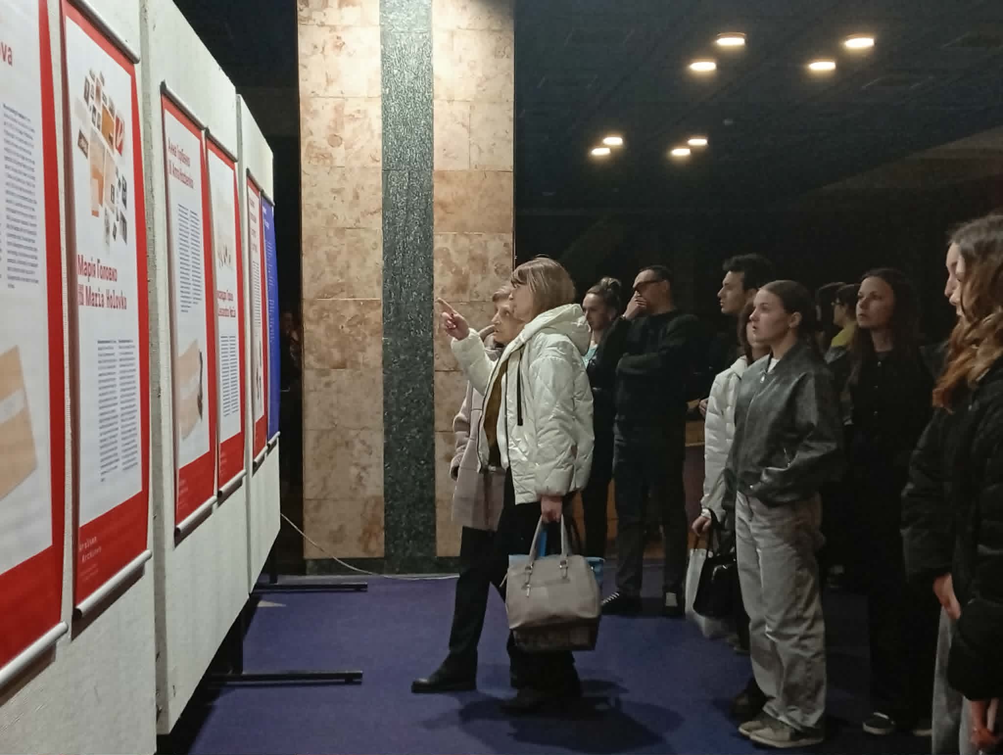 У Кам’янському вперше в Україні відкрили виставку про в’язнів нацистських …