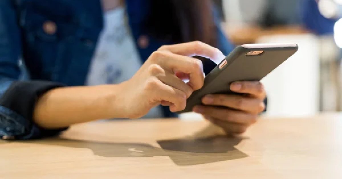 АМКУ запідозрив трьох мобільних операторів у недобросовісній конкуренції