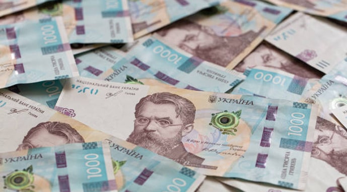 Перша виплата компенсації за пальне на Рівненщині: аграрії отримають 620 …