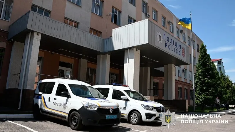Ампутовані два пальці – у Полтаві чоловік завдав поранення дружині