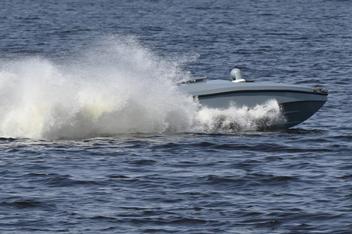 Українські морські та повітряні дрони домінують у Чорному морі