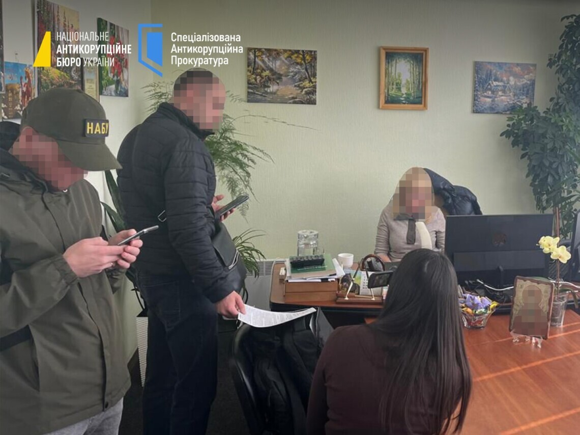 Податківець зі Сумщини отримав підозру від НАБУ - допомагав начальниці …