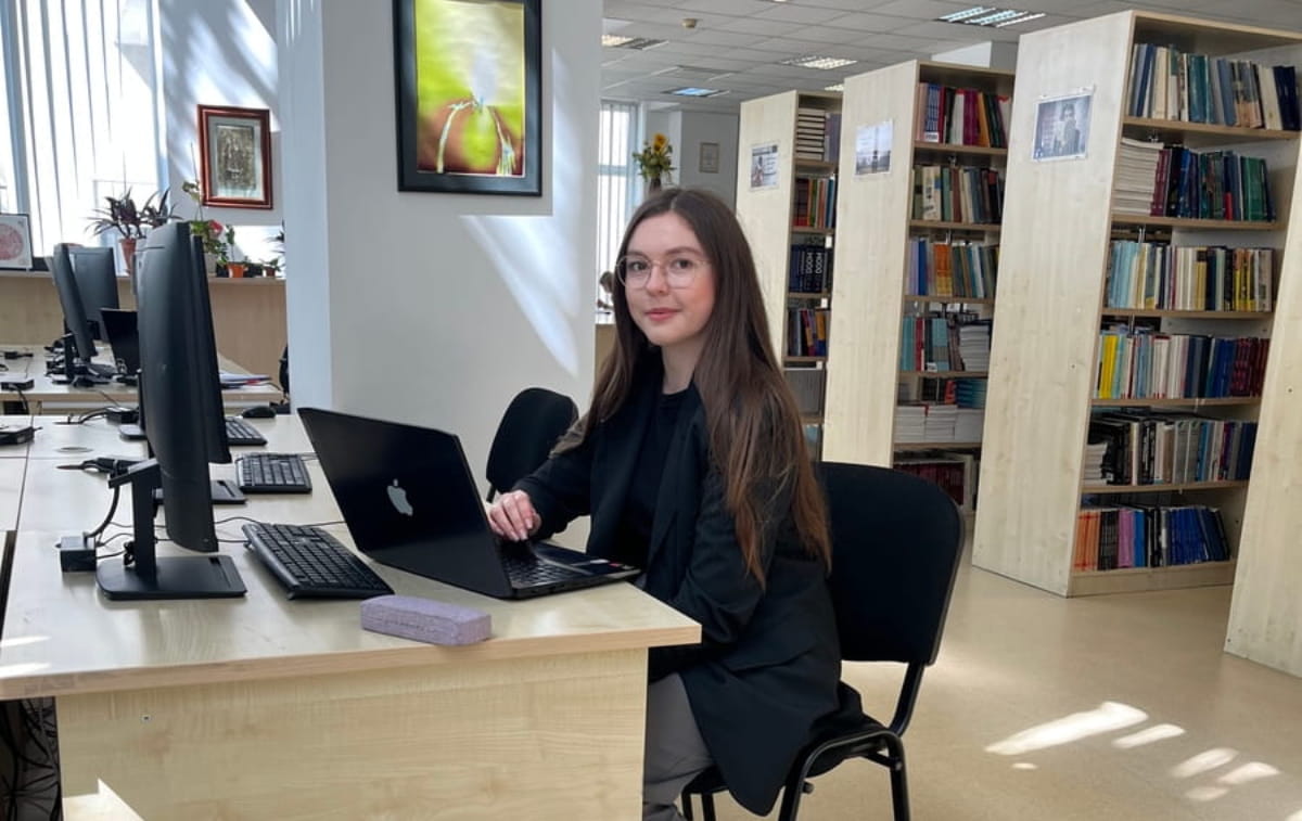 Аспірантка Карпатського університету пройшла академічну мобільність Erasmus+ у Румунії (фото)