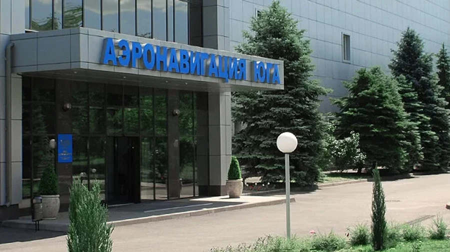 Атака дронів у РФ паралізувала авіасполучення