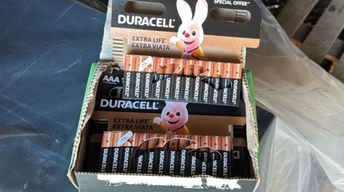 БЕБ викрило схему виробництва контрафактних батарейок Duracell на понад 5 …