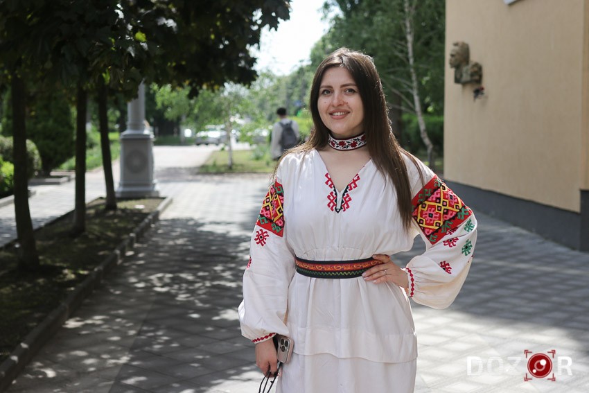 Барви української традиції: кого зустріли у вишиванках у Кропивницькому (ФОТОРЕПОРТАЖ)