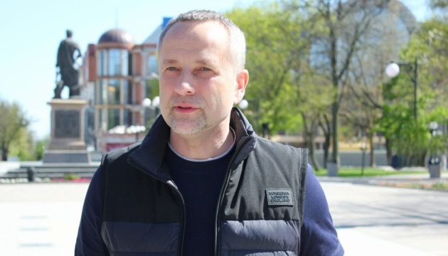 Батько тримається і чекає на обмін - син викраденого росіянами …
