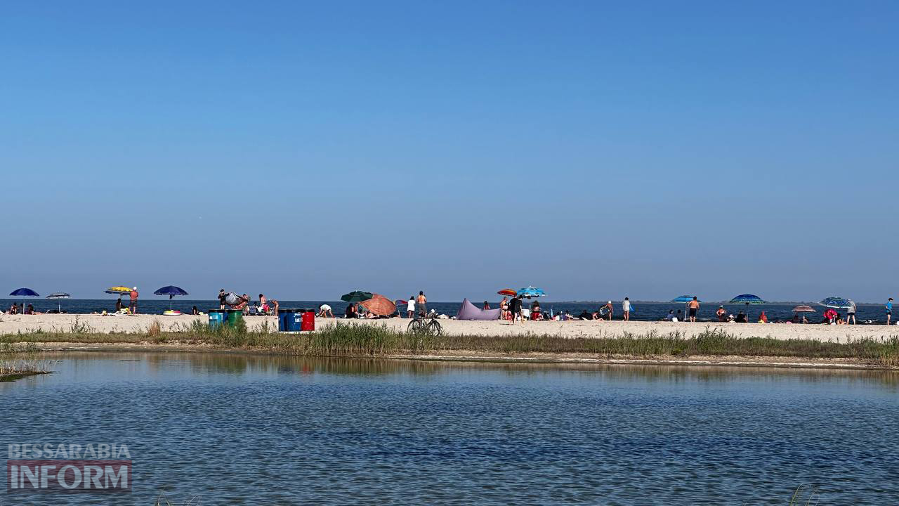 Без укриттів та доріг: чому цьогорічний сезон у Приморському пройде …