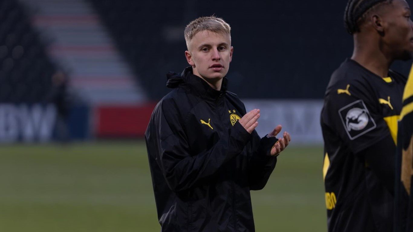 Боруссія Дортмунд підпише новий контракт з українським талановитим гравцем