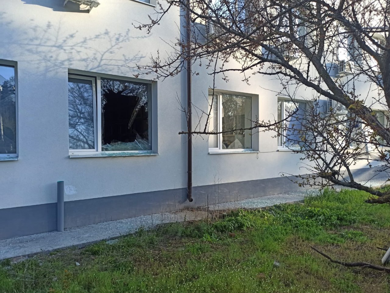 БпЛА атакували Балаклію: частина міста залишилась без світла, пошкоджена лікарня