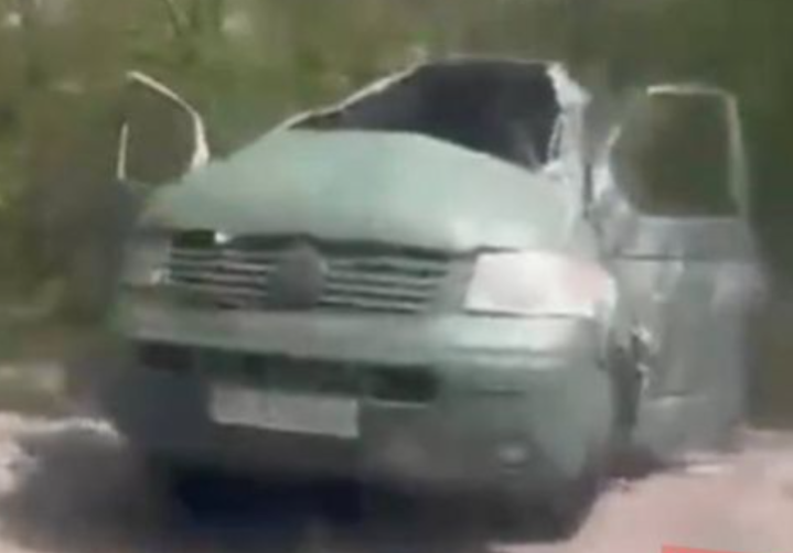 Бус ТЦК перекинувся поблизу Борщева: на місці працює поліція