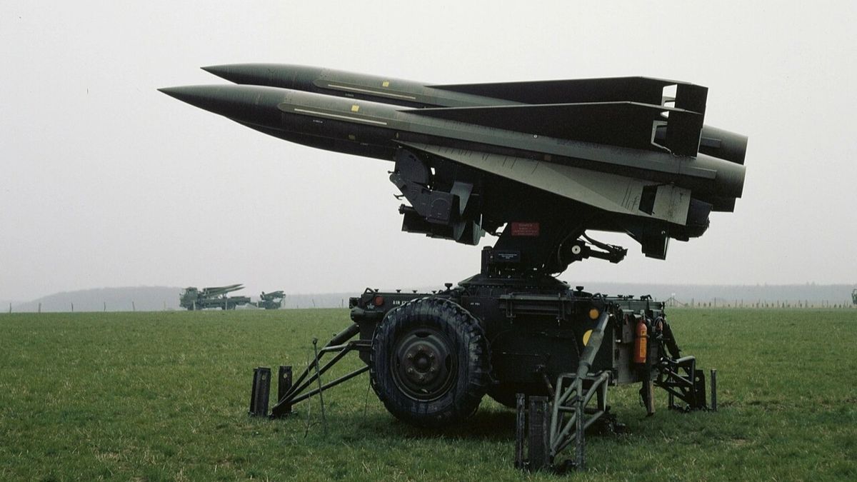 Б'є до 50 кілометрів: що вміє ЗРК HAWK, який США …