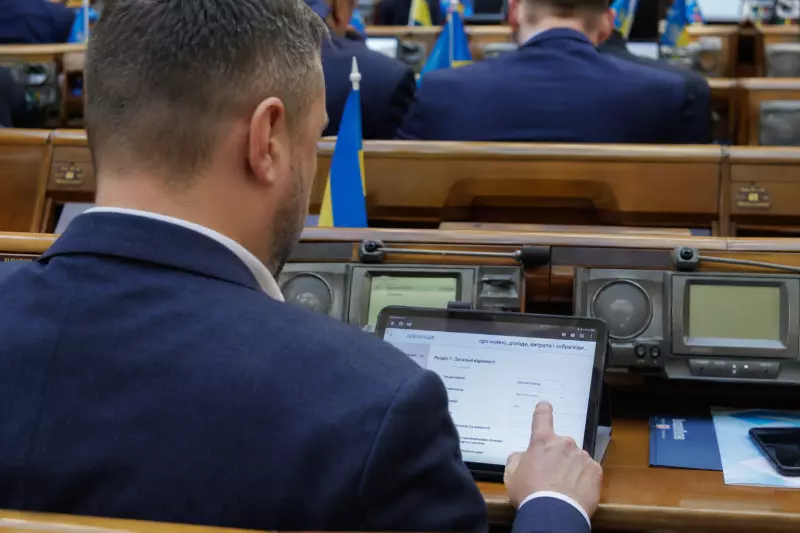 Більше готівки та нові авто: що заробили нардепи Буковини у …