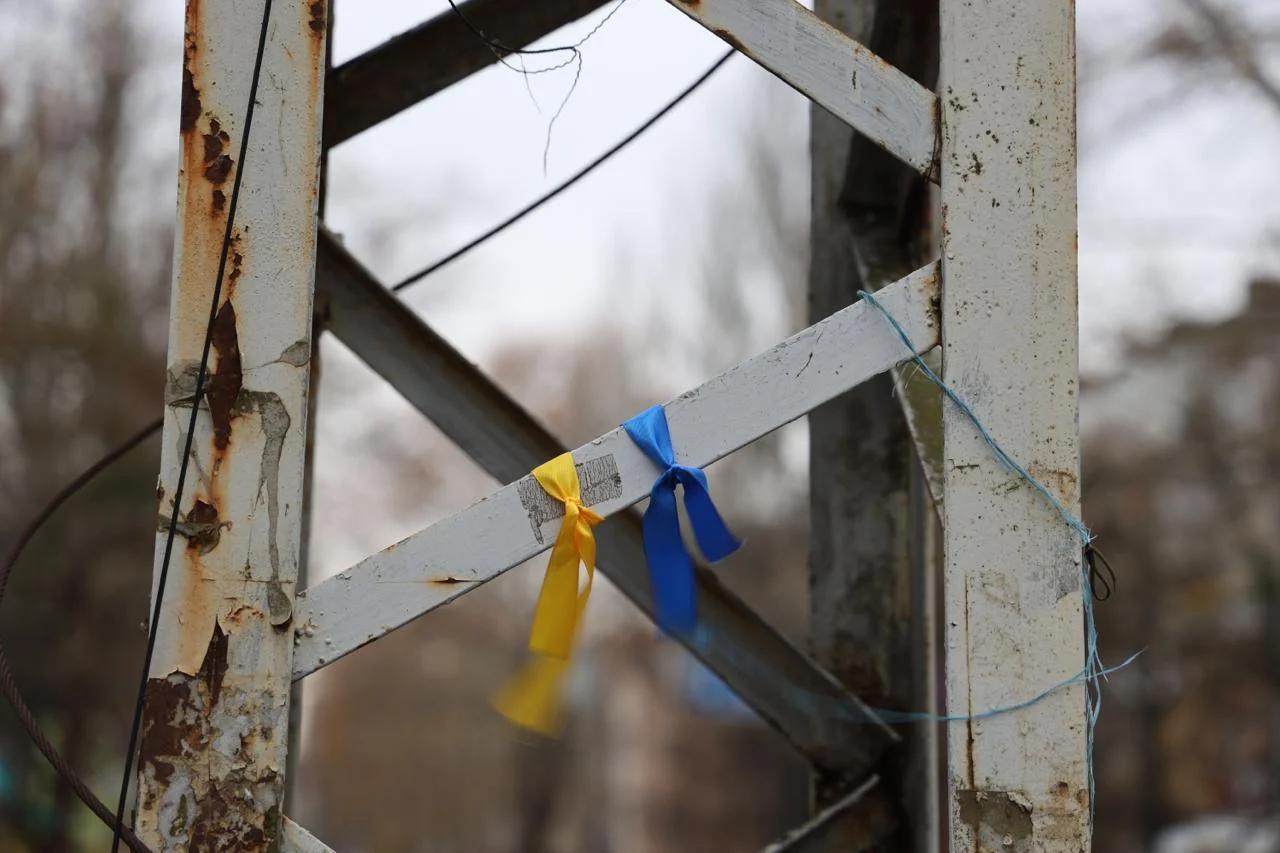 Більшість херсонців підтримують створення меморіалу на честь російсько-української війни, але …