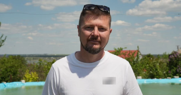 Біля Миколаєва чоловік облаштував ферму з австралійськими раками та осетрами