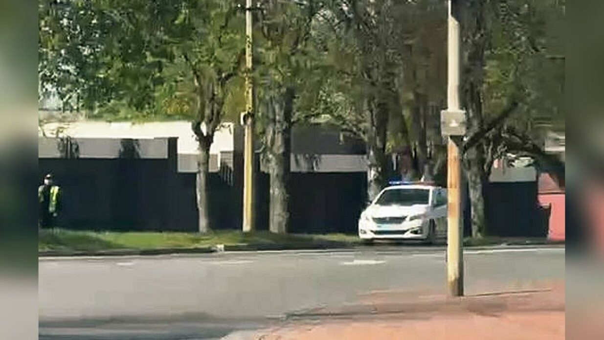 Біля маєтку Марини Семененко – поліція: депутатка прокоментувала ситуацію (Відео)