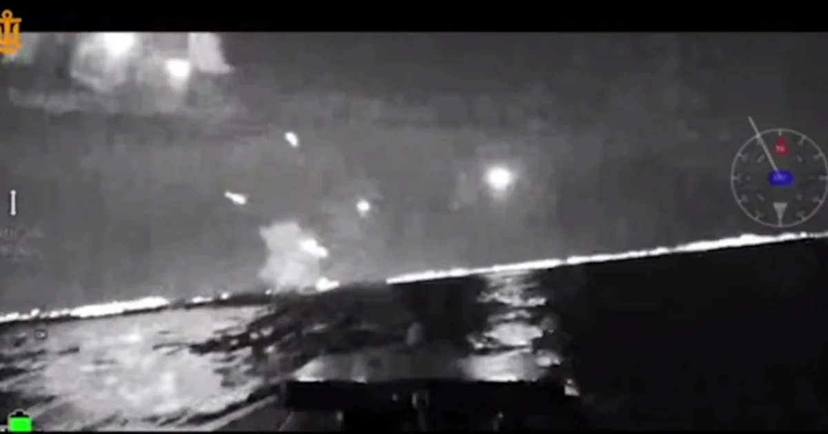 ВМС ЗСУ уразили російські катери, які охороняють Керченський міст