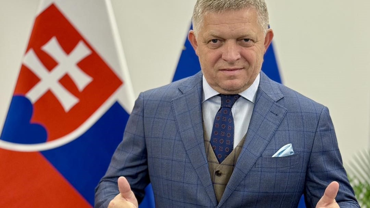 Варшава готова пропустити прем'єра Словаччини для візиту до Москви, якщо …