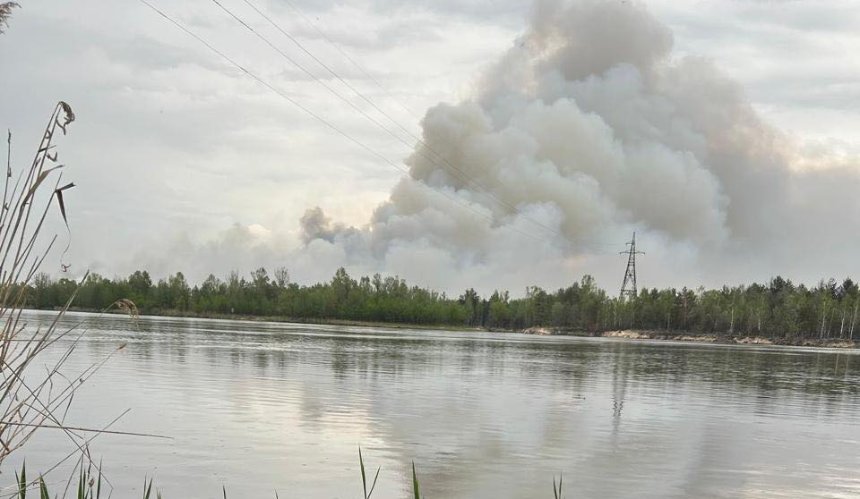 Велика пожежа в Чорнобильському заповіднику поширилася на 1200 гектарів: що …