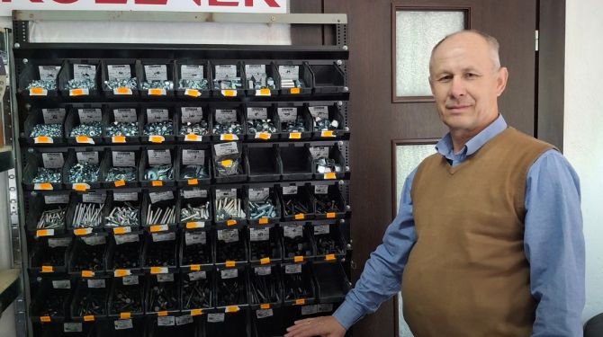 Ветеран Афганської війни з Чернівців відкрив магазин кріплень завдяки державному …