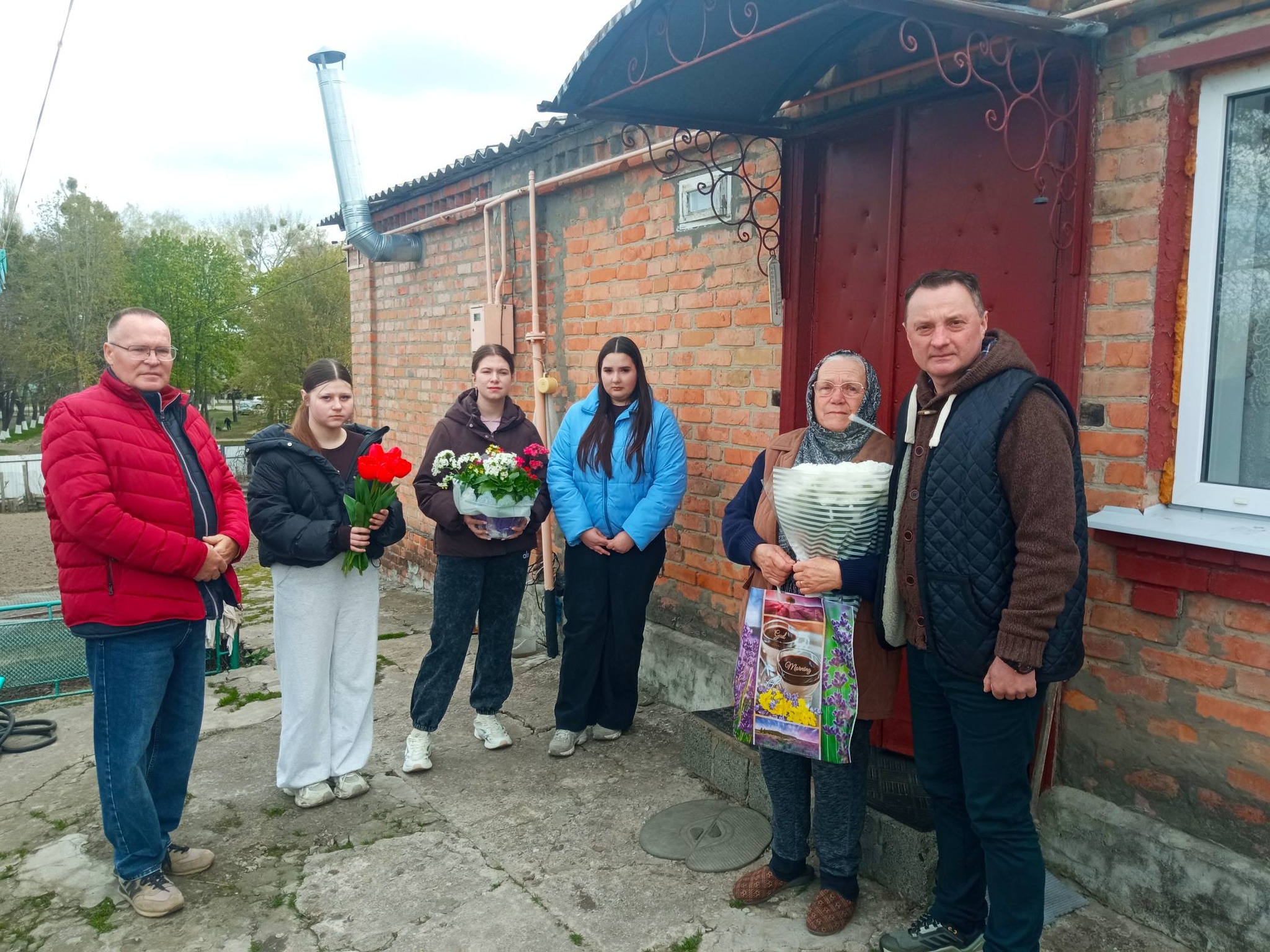 Викладачі та учні Переяславської гімназії №3 приєдналися до Всеукраїнської кампанії …