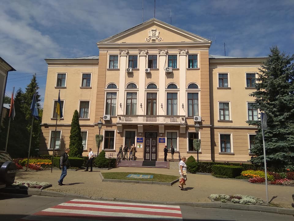 Виконком Тернопільської міськради розглянув допомогу військовим, постраждалим від атак та …