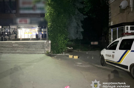 Вирок отримав чоловік, який біля автовокзалу у Житомирі запропонував військовому …