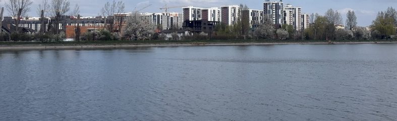 Висота води в міському озері Івано-Франківська зросла на 5 см