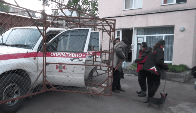 Виїжджали під безперервне відлуння вибухів: з селища у Запорізькій області …