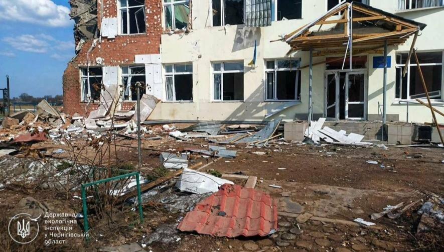 Влучання дрона рф у ліцей на Чернігівщині спричинило збитки довкіллю …