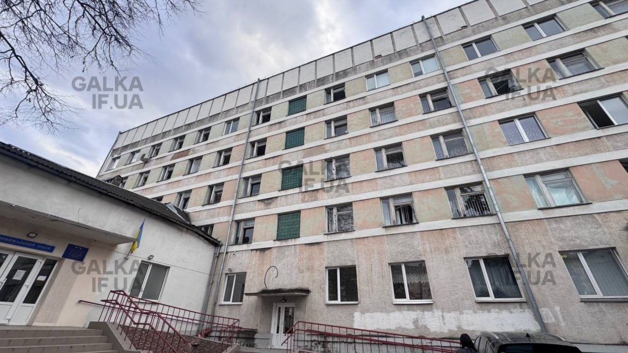 Внаслідок атаки рф на Франківськ загинули нацгвардієць та його донька …