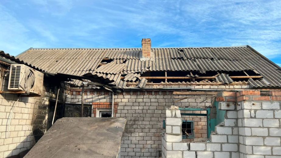 Вночі росіяни близько 10 разів атакували три райони Дніпропетровщини: пошкоджені …