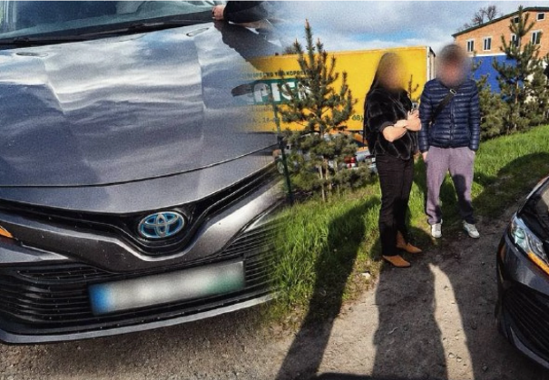 Водійку, яка ганяла на Toyota, що була в розшуку, затримали …