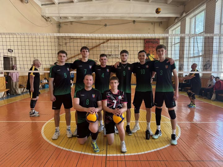 Волейболісти Козятинської громади вийшли до фіналу чемпіонату «Колос»