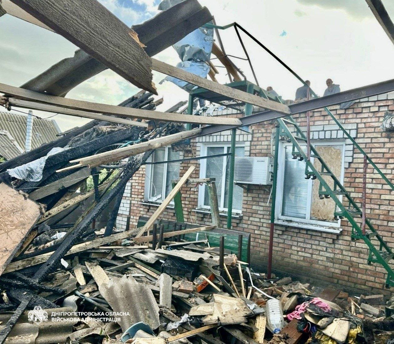 Ворог атакував Дніпропетровщину понад 10 разів: під ударом опинилися два …