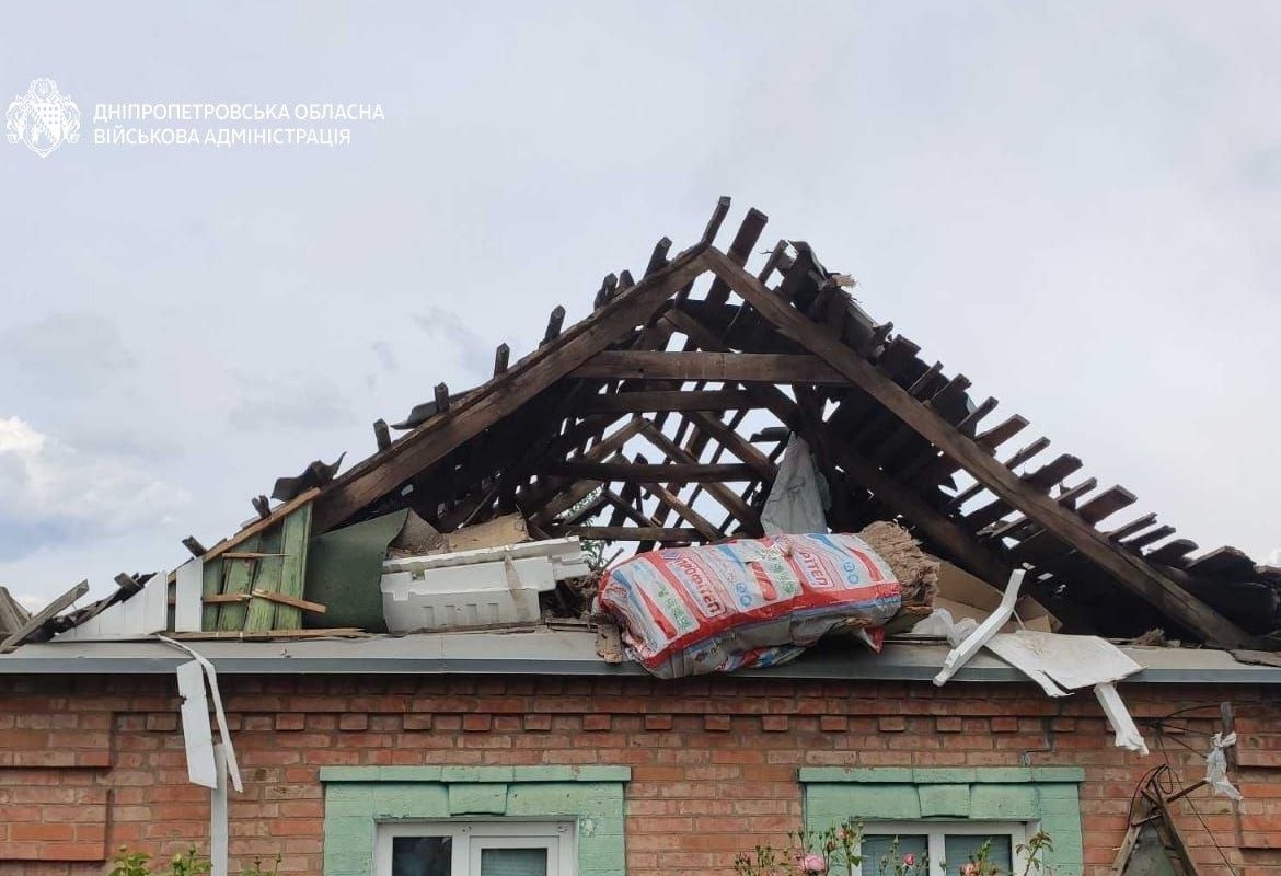 Ворог атакував Дніпропетровщину, шестеро людей зазнали поранень