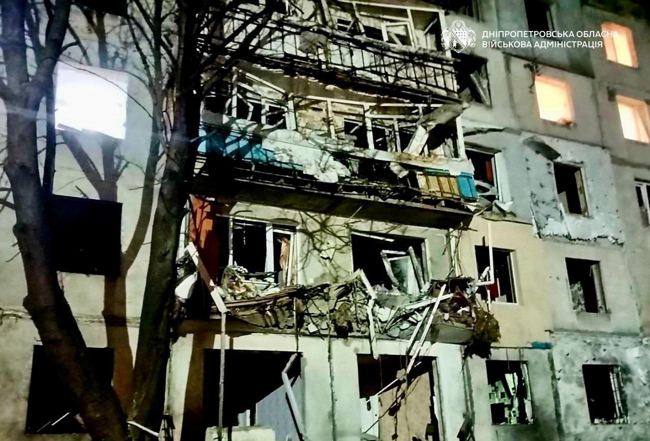 Ворог атакував чотири райони Дніпропетровщини: є постраждалі