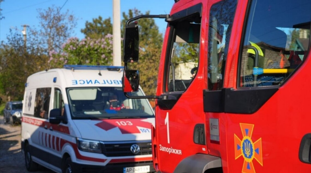 Ворог вдарив дроном по Запоріжжю, серед постраждалих є підліток