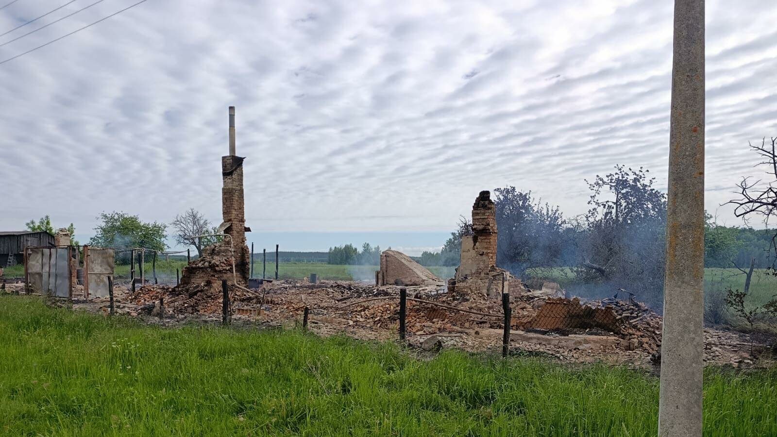 Ворог завдав п’ять ударів по селу на Чернігівщині БпЛА «молнія»