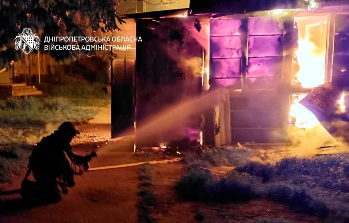 Ворог не припиняв обстрілювати Дніпропетровщину: як минула ніч на 9 …